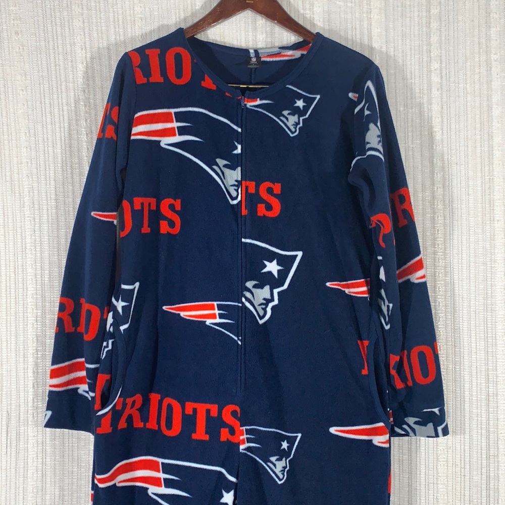 Patriots Footed Onesie Fleece PJ’s-Size Large
